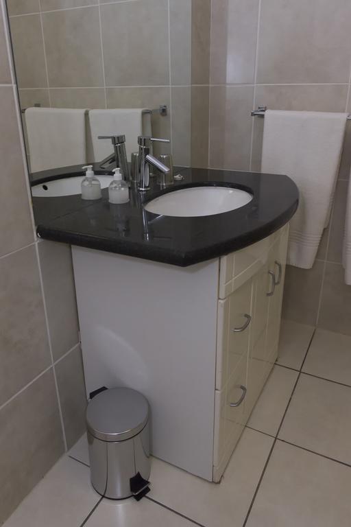 The Suburban Guest House Bloemfontein Room photo